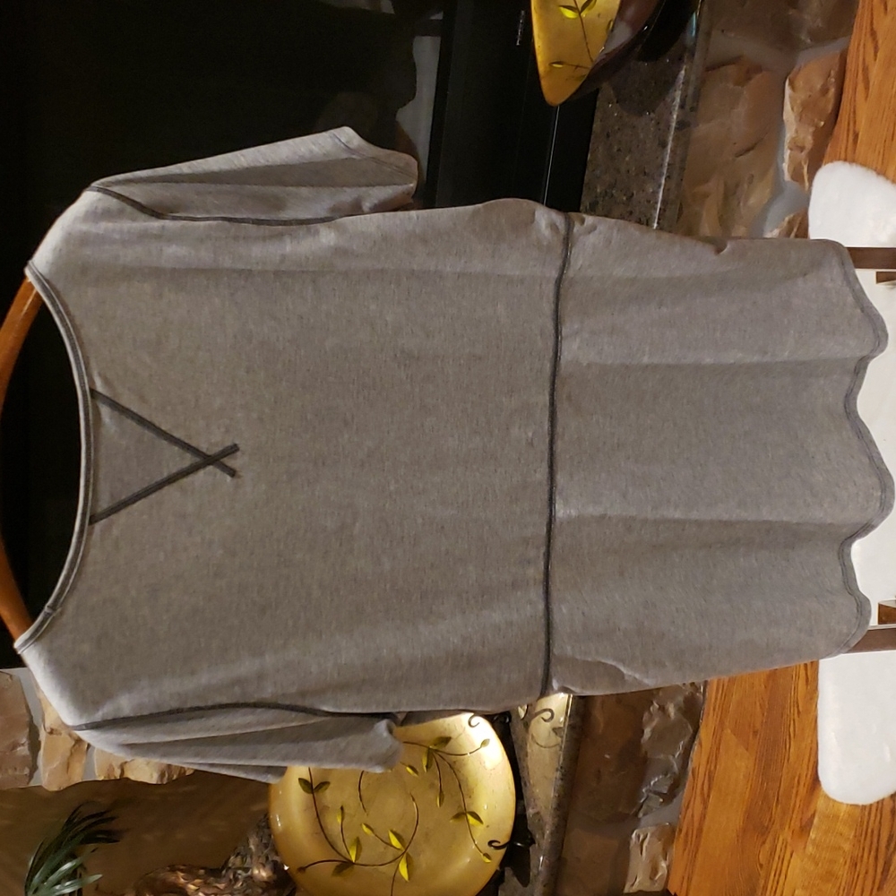 Lucy 2X gray thirt - Picture 6 of 12